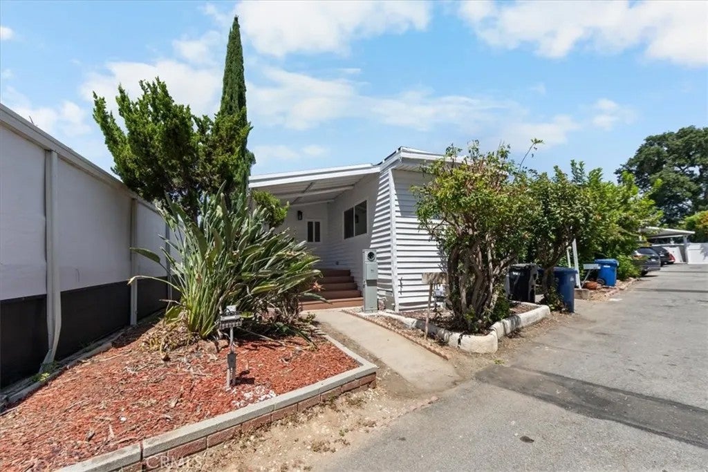 4201 Topanga Canyon 171