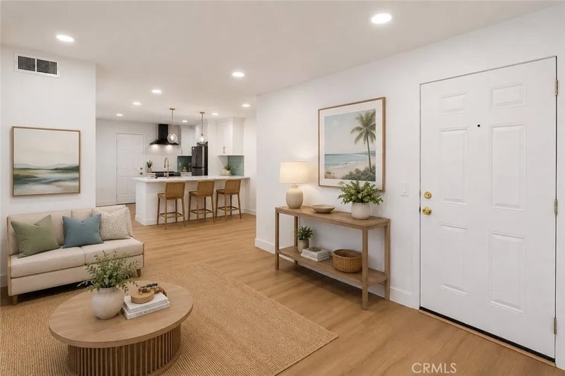 9010 Newport 3