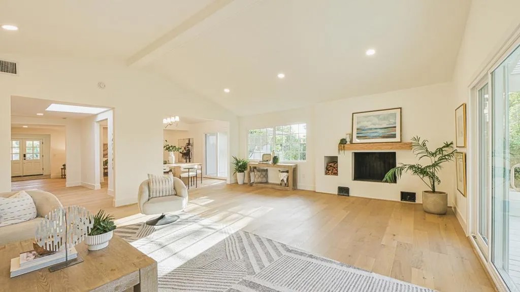 1520 Via Rancho Parkway