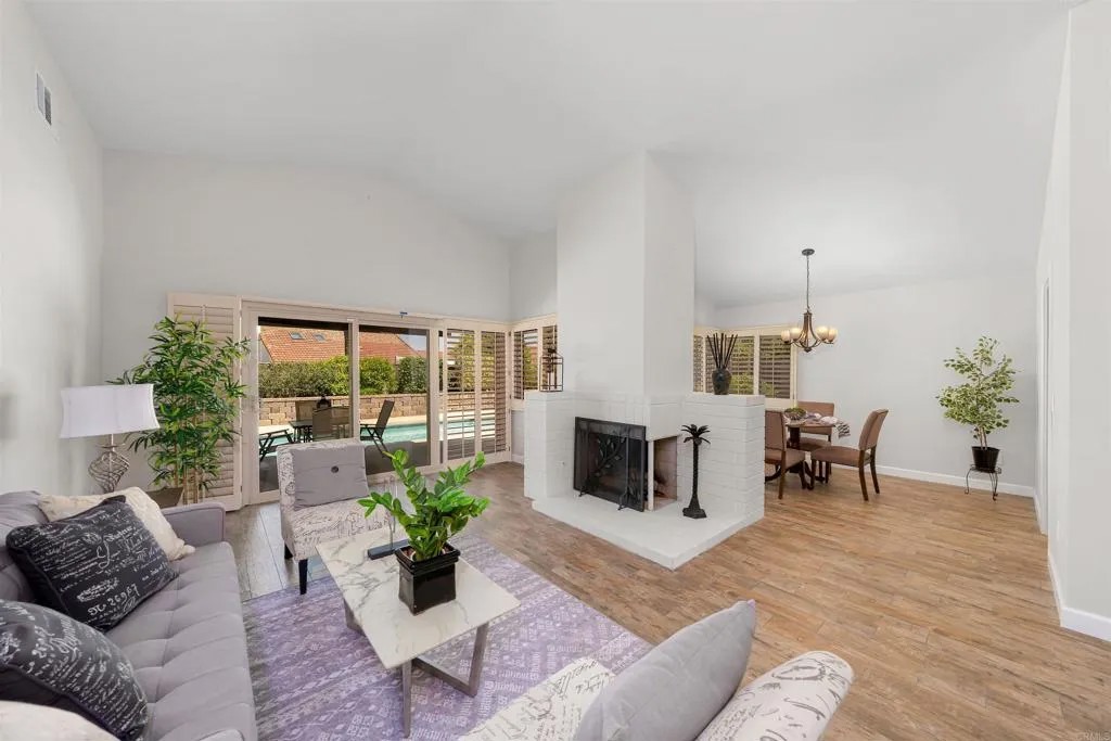 17780 Cumana Terrace