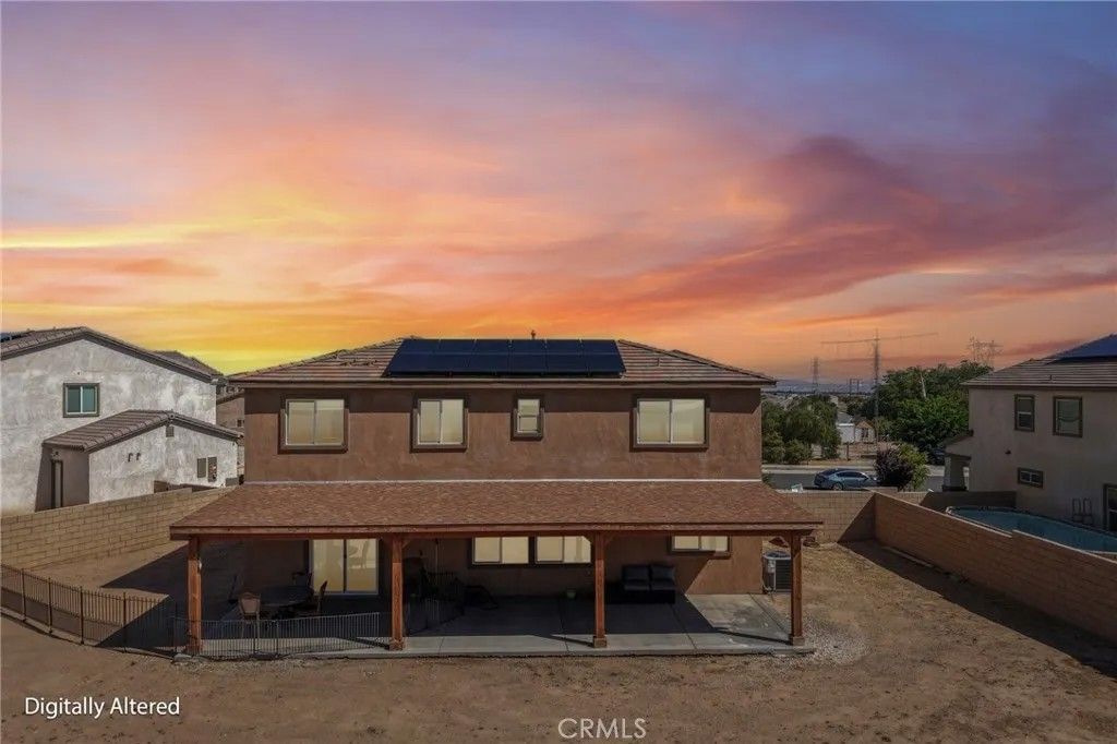 Photo of 14201 Fir Street, Oak Hills, CA 92344 (MLS # DW26082746)