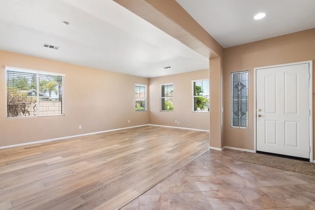 26101 Shady Brook