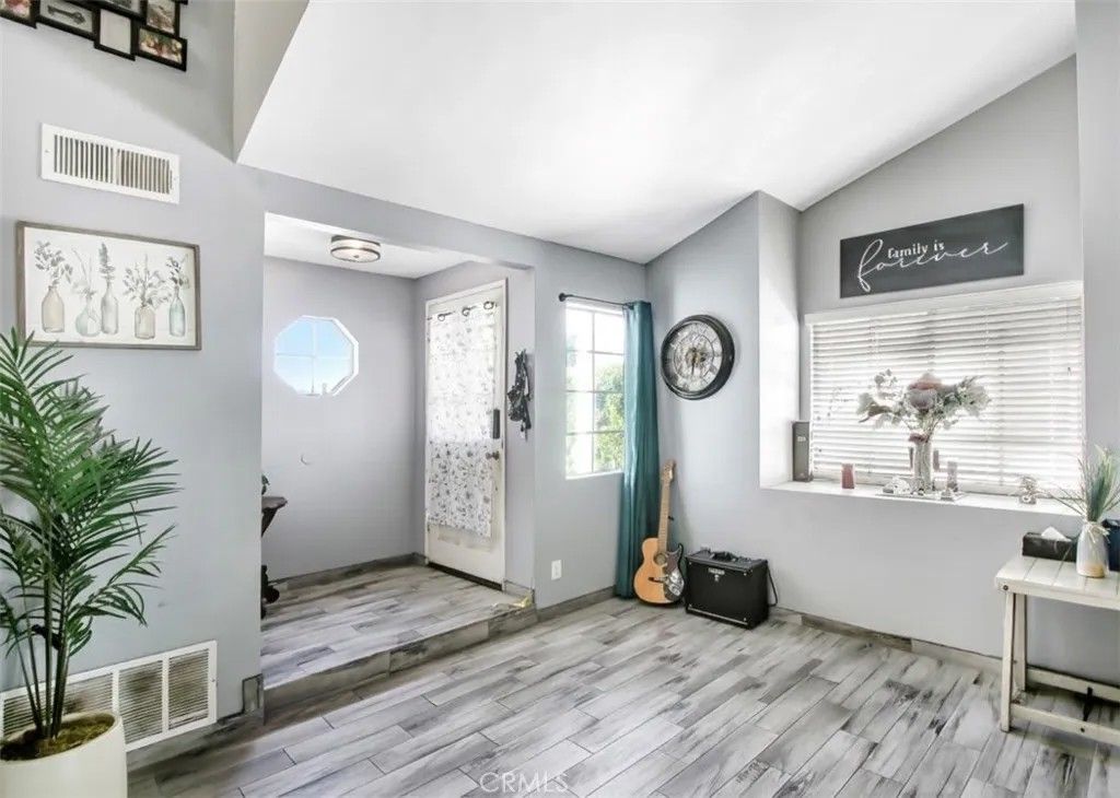 Photo of 24044 Falconer Dr, Murrieta, CA 92562 (MLS # CV26006263)