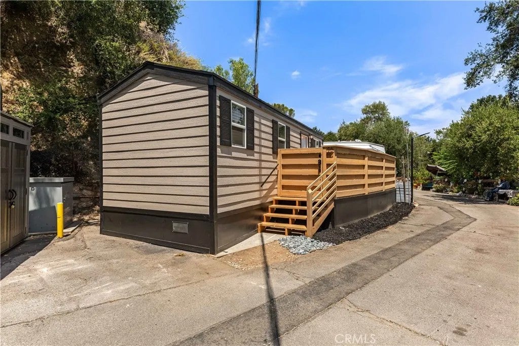 Photo of 10799 Sherman Grove 46 AVE, Sunland, CA 90140 (MLS # SR26123420)