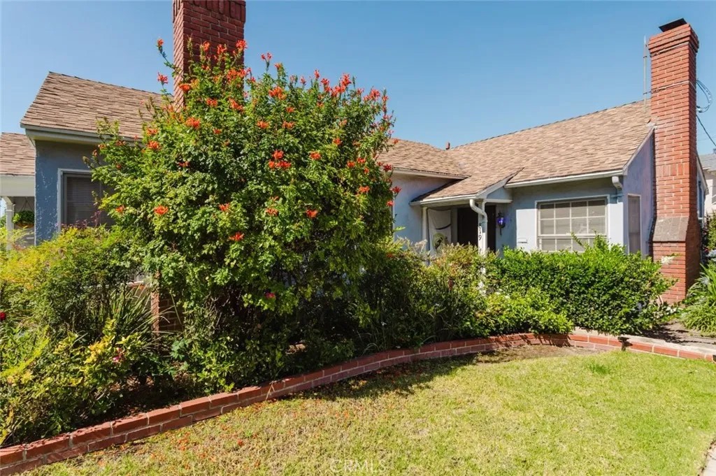 817 N Verdugo