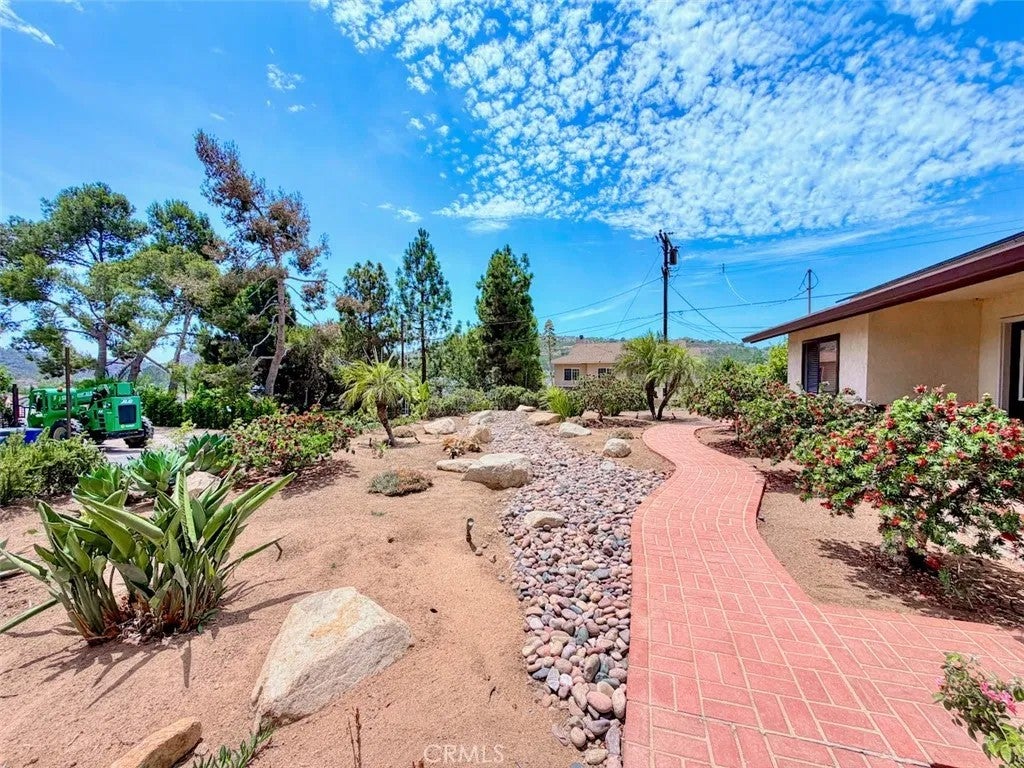 2094 Meadowlark Ranch
