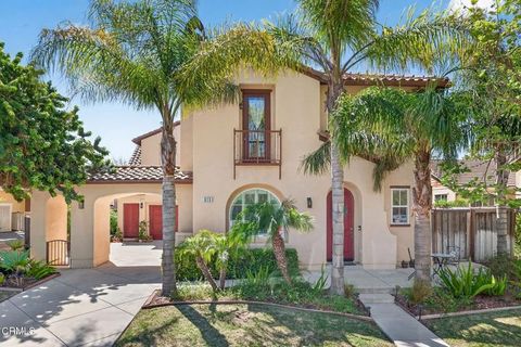 Photo of 615 Boston Avenue, Ventura, CA 93004 (MLS # V1-35372)