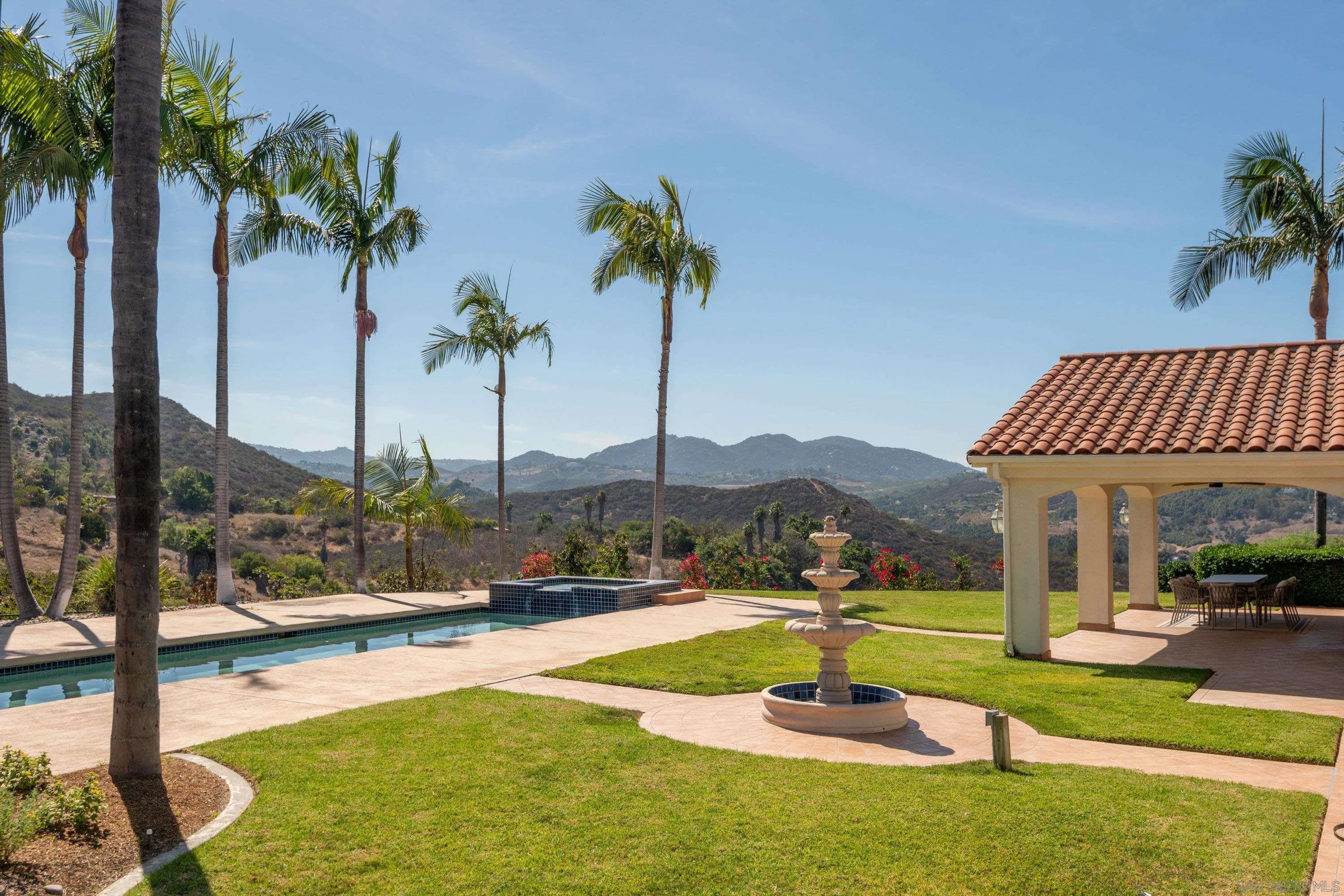 30343 Calle La Reina
