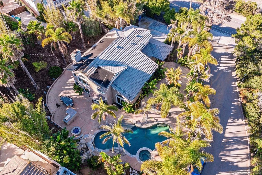 Photo of 2579 Fire Mountain Drive, Oceanside, CA 92054 (MLS # 250045430)