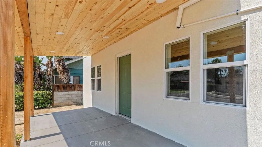 Photo of 3309 Locust Street, Riverside, CA 92501 (MLS # CV26031322)