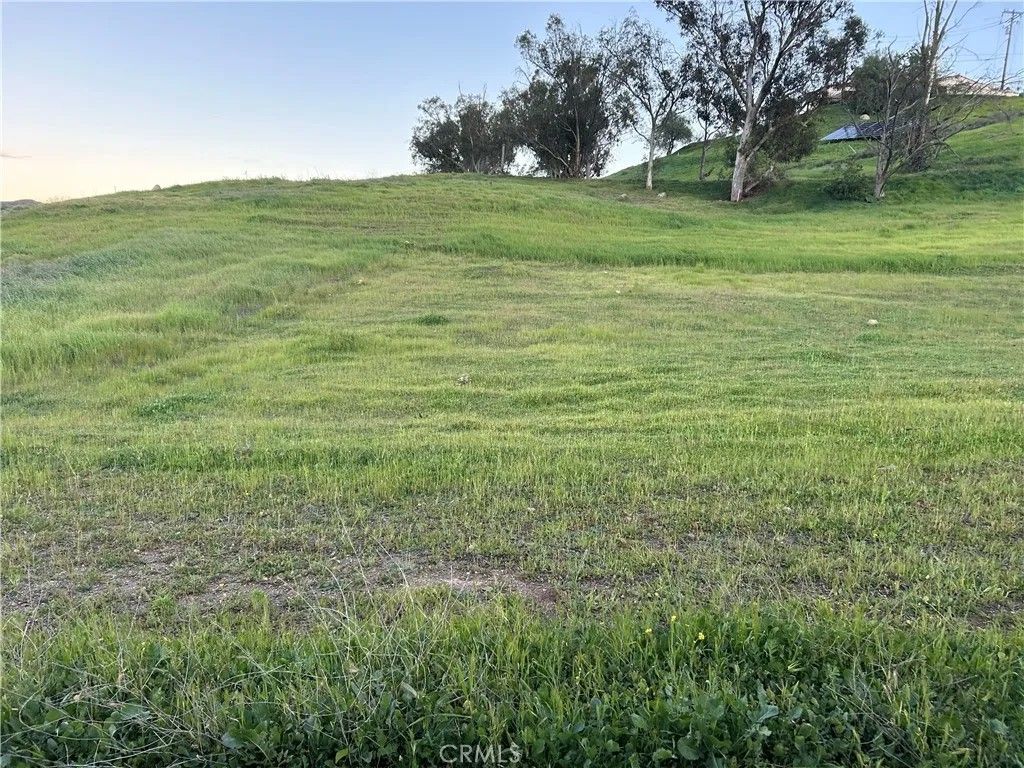 Photo of 0 Miller, Lake Elsinore, CA 92530 (MLS # SW26054553)