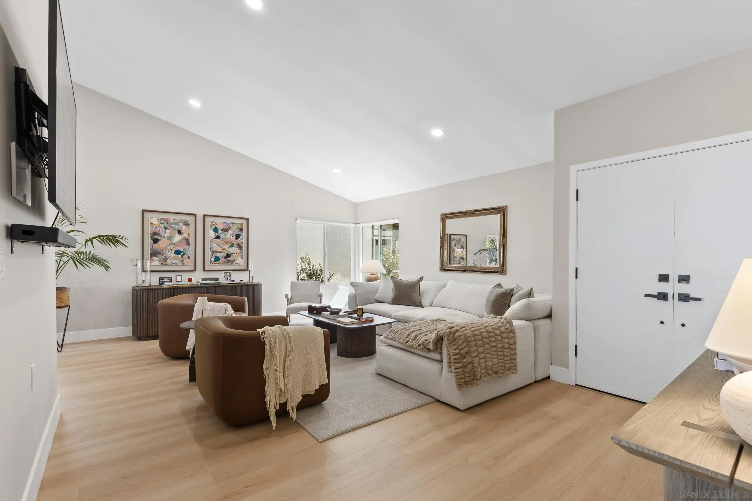 13072 Trigger St