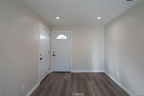Tiny photo for 5919 Cantaloupe Avenue, Valley Glen, CA 91401 (MLS # SR25246282)
