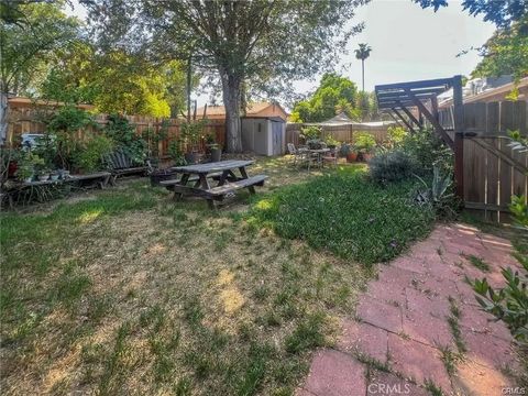 Tiny photo for 5919 Cantaloupe Avenue, Valley Glen, CA 91401 (MLS # SR25246282)