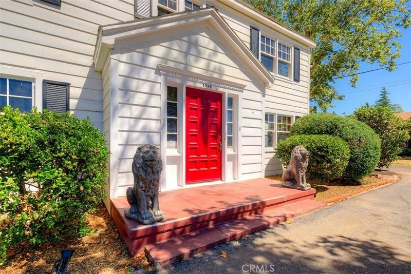 1096 Middlehoff