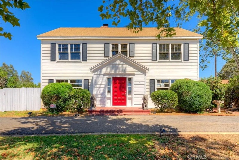 1096 Middlehoff