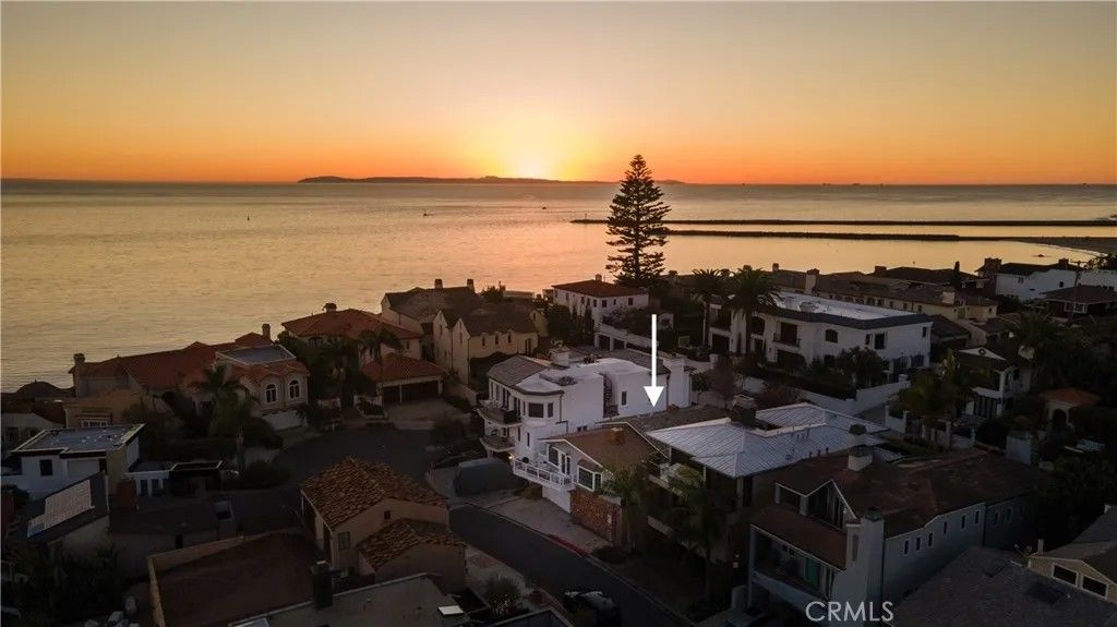 Photo of 216 Poppy Avenue, Corona Del Mar, CA 92625 (MLS # OC26014731)