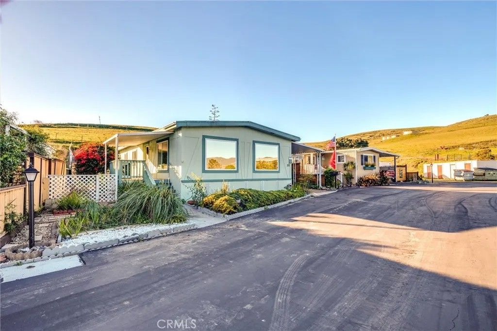 Photo of 313 San Gabriel Avenue, Morro Bay, CA 93442 (MLS # SC26006664)