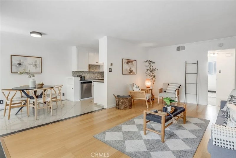 801 E 1st Street 111