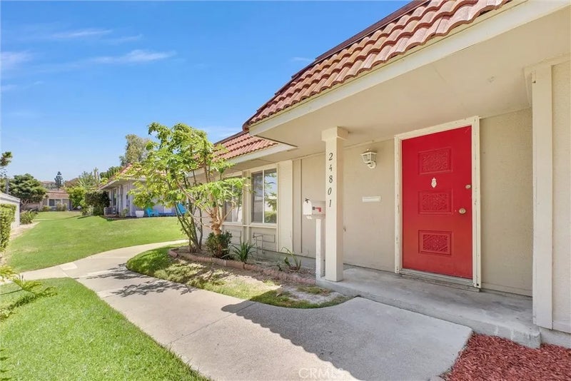 24801 Via San Marco