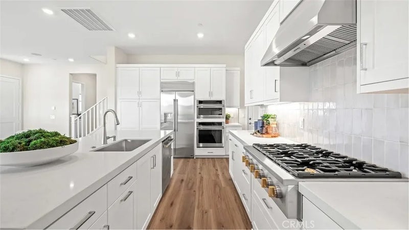 1337 Gavilan Ridge