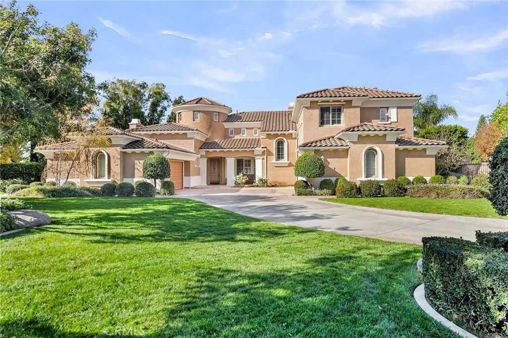 Photo of 2542 Adage Way, Riverside, CA 92506 (MLS # IV26003859)