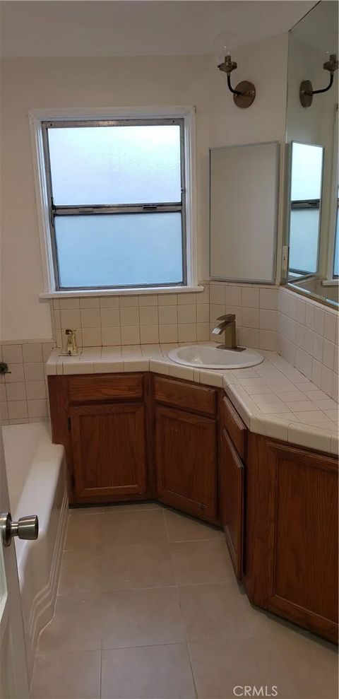 Tiny photo for 2915 W 95th St, Inglewood, CA 90305 (MLS # PF25271959)