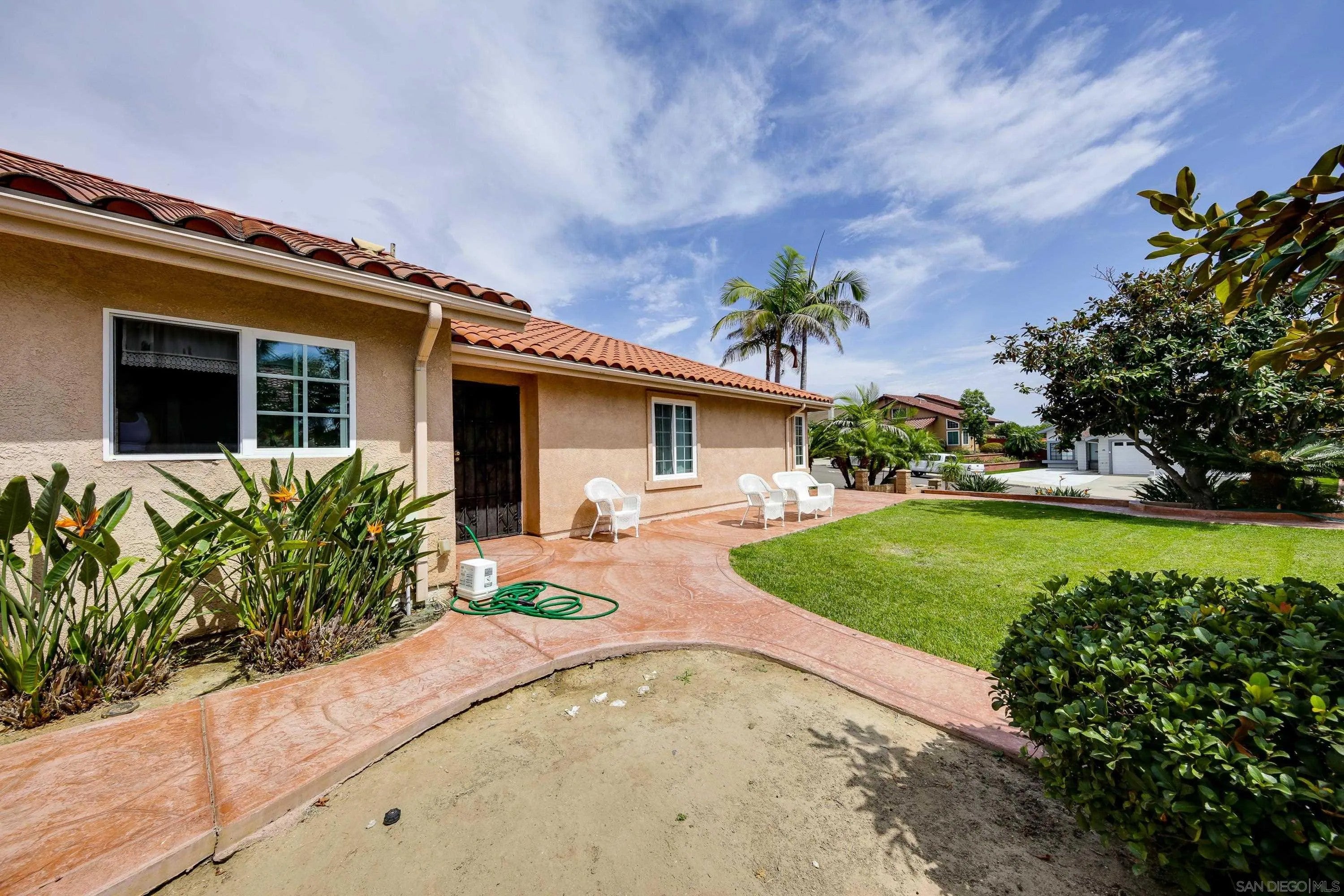 387 Bay Leaf Dr