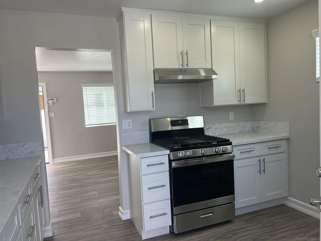 Photo of 122 Jefferson Ave, Chula Vista, CA 91910 (MLS # 260006511)