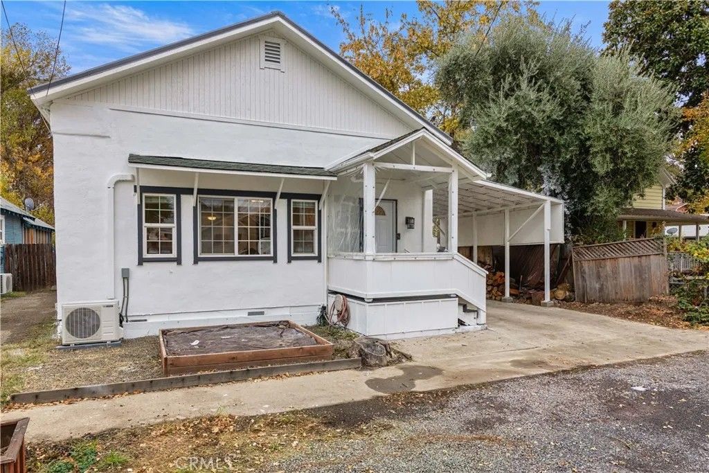 Photo of 9528 Washington Street, Upper Lake, CA 95485 (MLS # LC26017186)