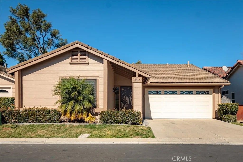 Photo of 28525 Barbosa, Mission Viejo, CA 92692 (MLS # SW26026754)