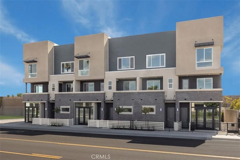 105 Chaparral