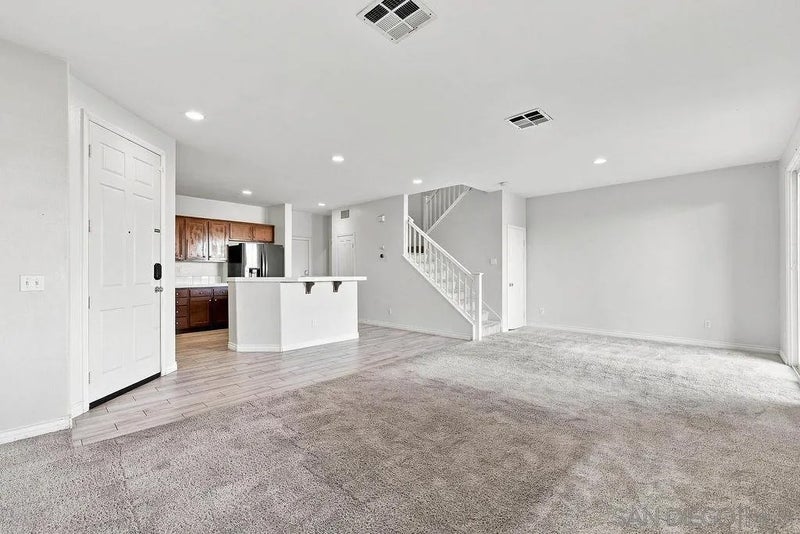 425 S Meadowbrook Dr 143
