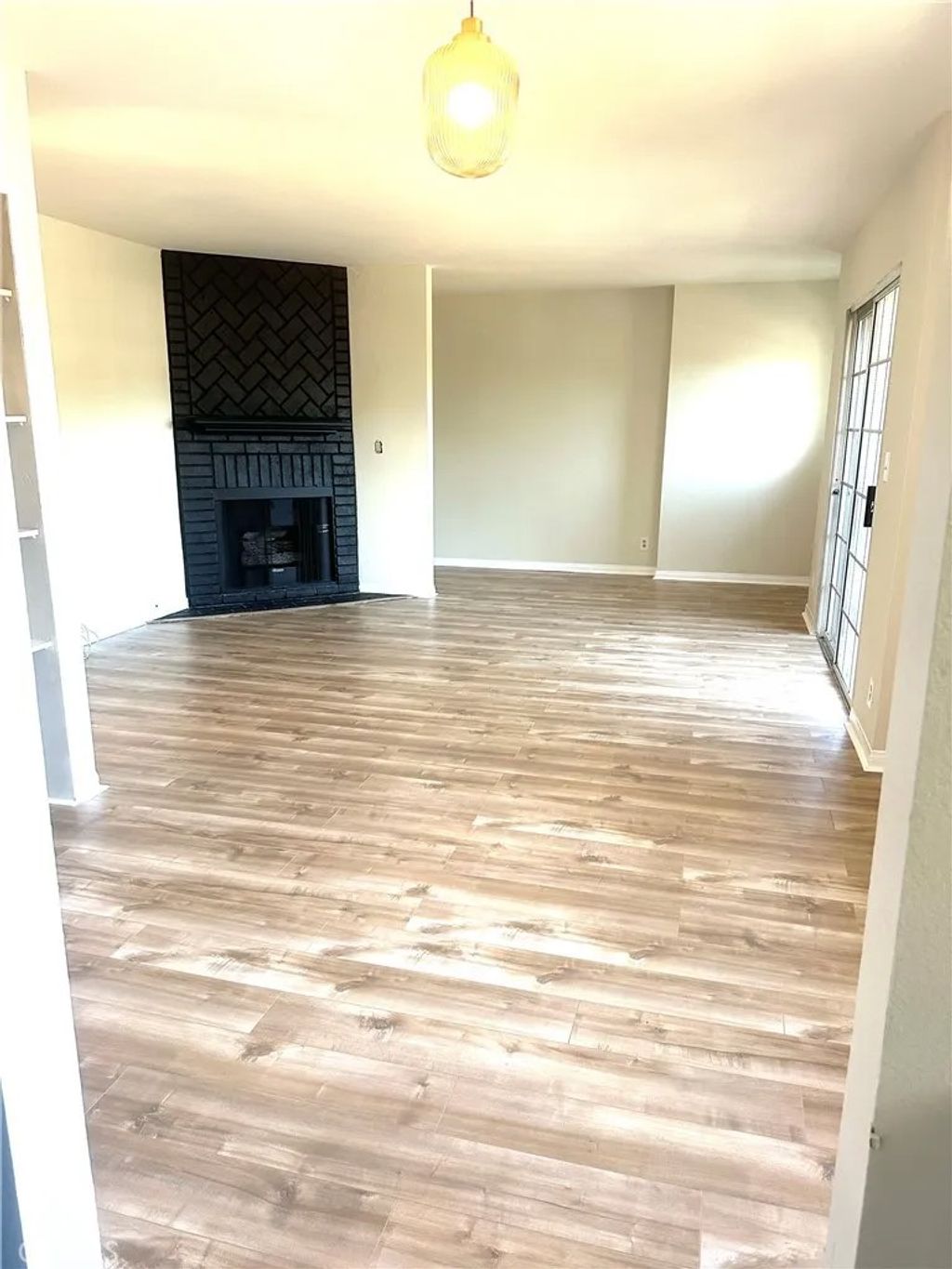 Photo of 525 S Main St, Burbank, CA 91506 (MLS # SR26012910)