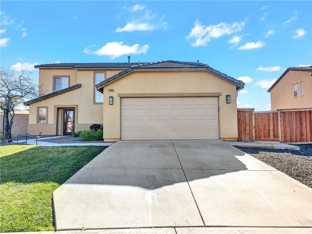 Photo of 37981 Gallery Lane, Beaumont, CA 92223 (MLS # CV26011162)