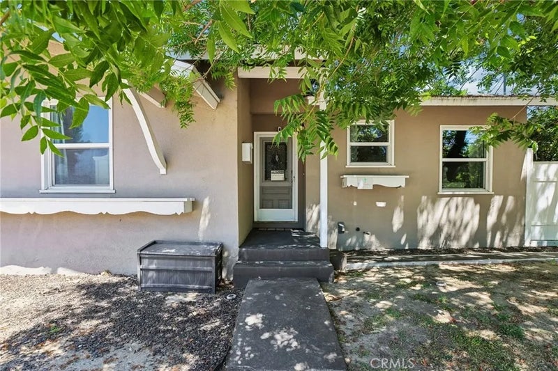 6616 Yolanda Avenue
