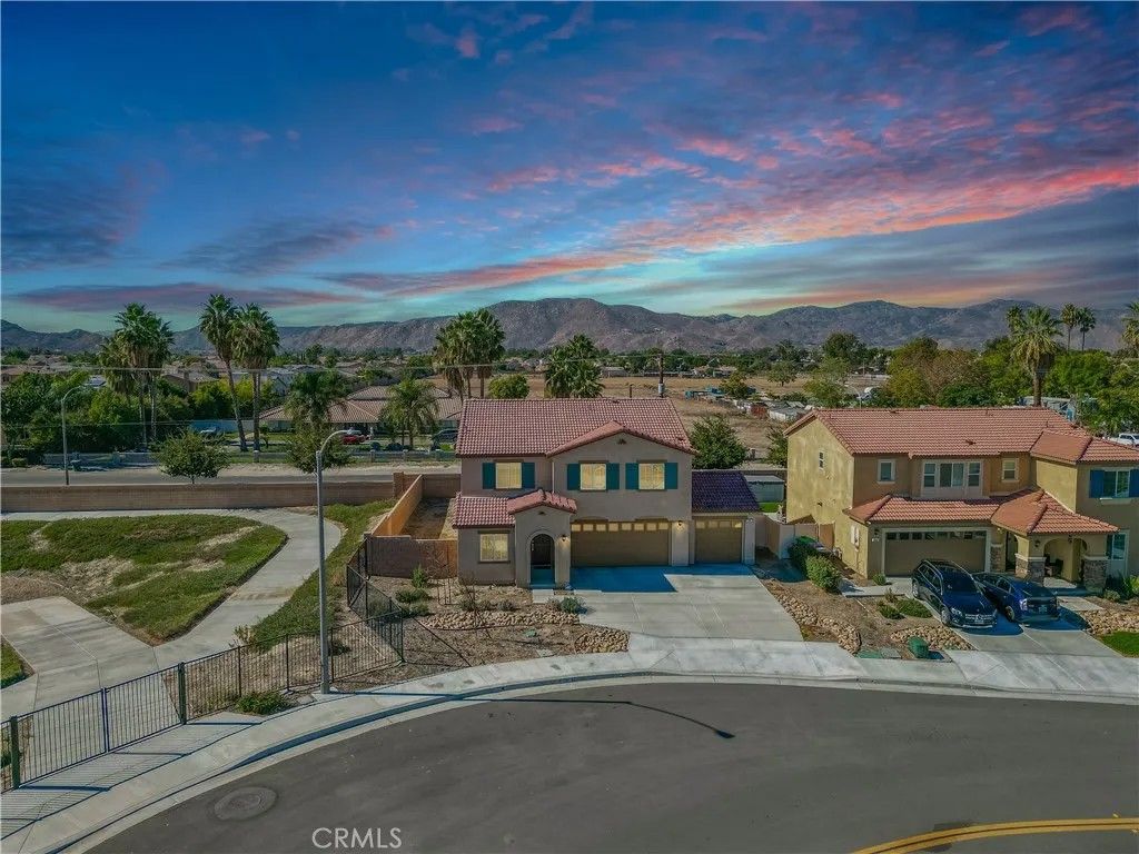 Photo of 794 Sonora Trl, San Jacinto, CA 92582 (MLS # IV25256168)