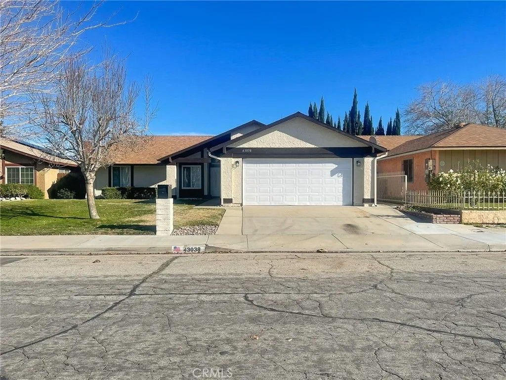 Photo of 43038 Burlwood Dr, Lancaster, CA 93536 (MLS # SR26004139)