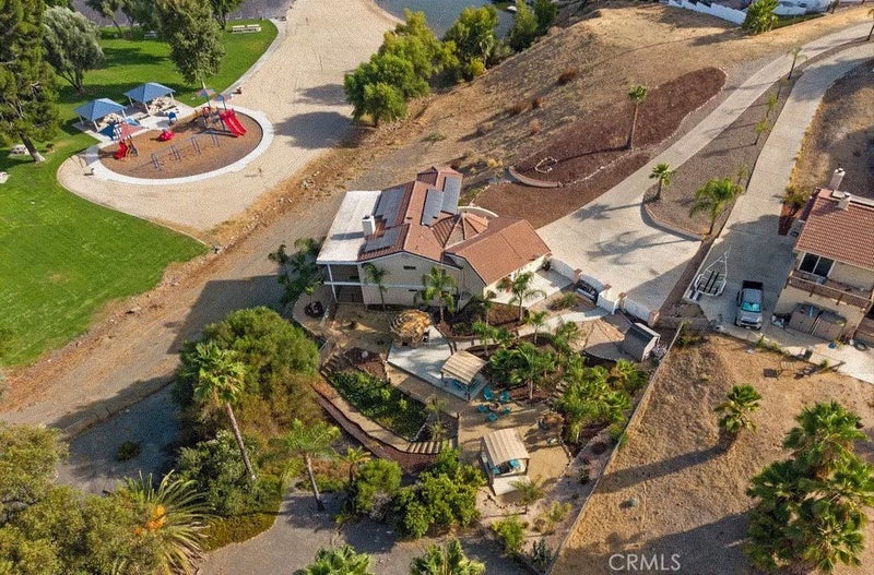 22032 W San Joaquin Drive