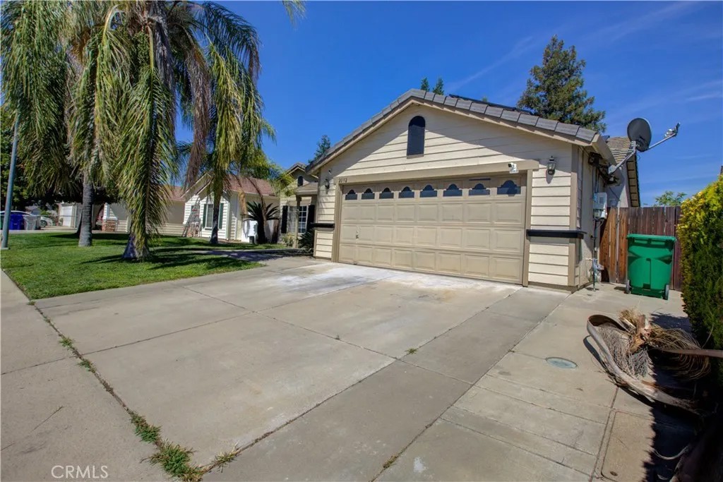 2032 Gleneagle Street