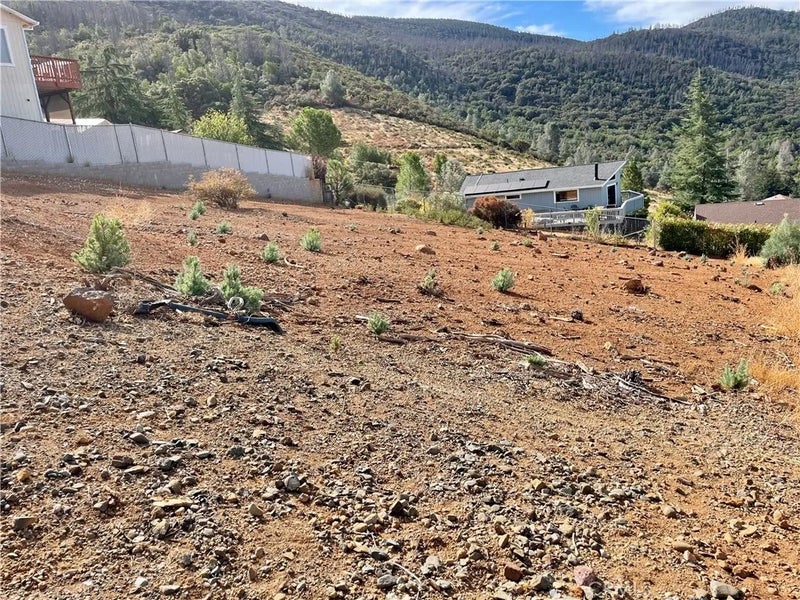6875 Grande Vista Dr.