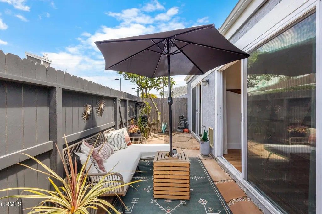 Photo of 417 Harbor Lights Lane, Port Hueneme, CA 93041 (MLS # V1-35784)