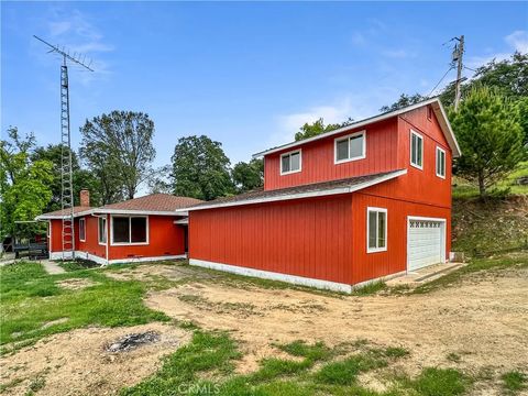 Photo of 80 Apica Avenue, Oroville, CA 95966 (MLS # OR26086161)
