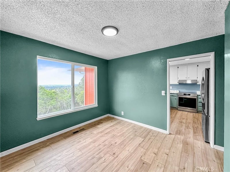 80 Apica Avenue