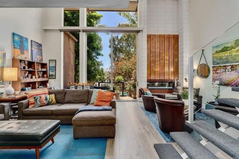 Photo of 2630 Torrey Pines Rd. Road #E22, La Jolla, CA 92037 (MLS # NDP2505167)