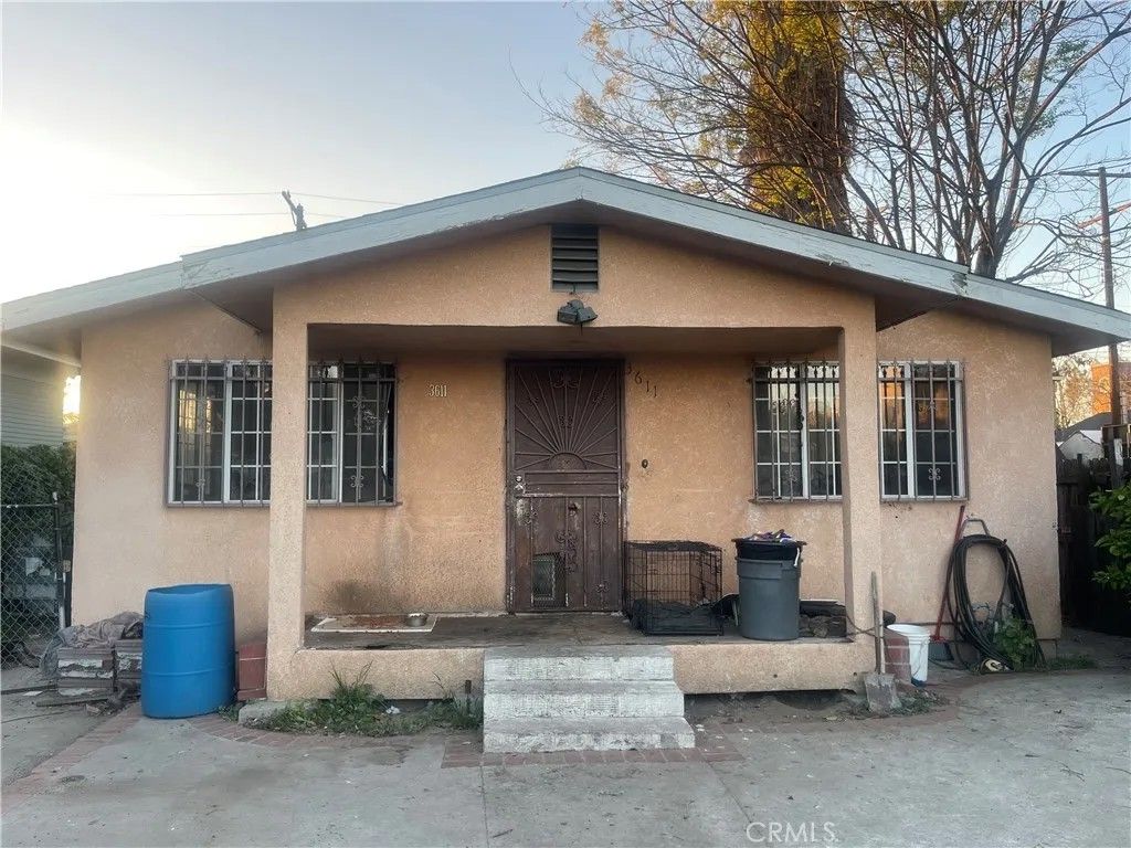 Photo of 3611 Adair St, Los Angeles, CA 90011 (MLS # DW26054094)