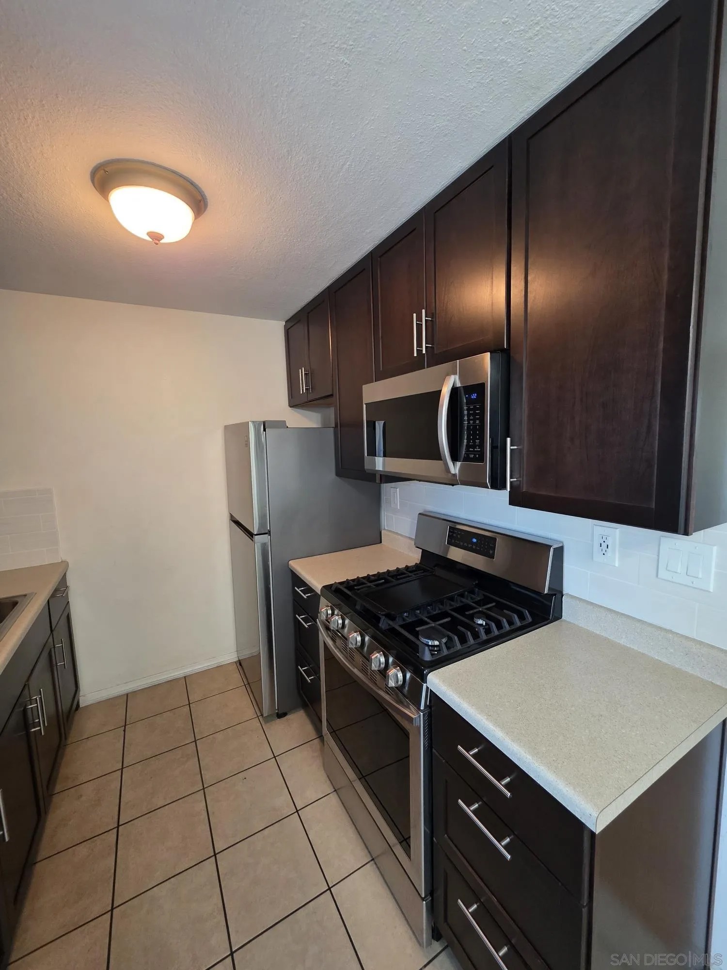 9739 Winter Gardens Blvd 4