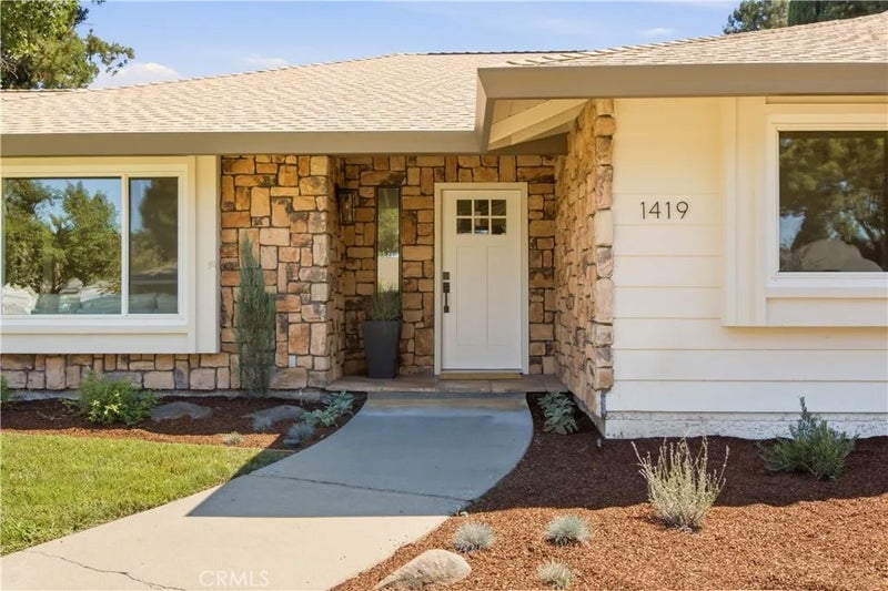 1419 Lazy Trail