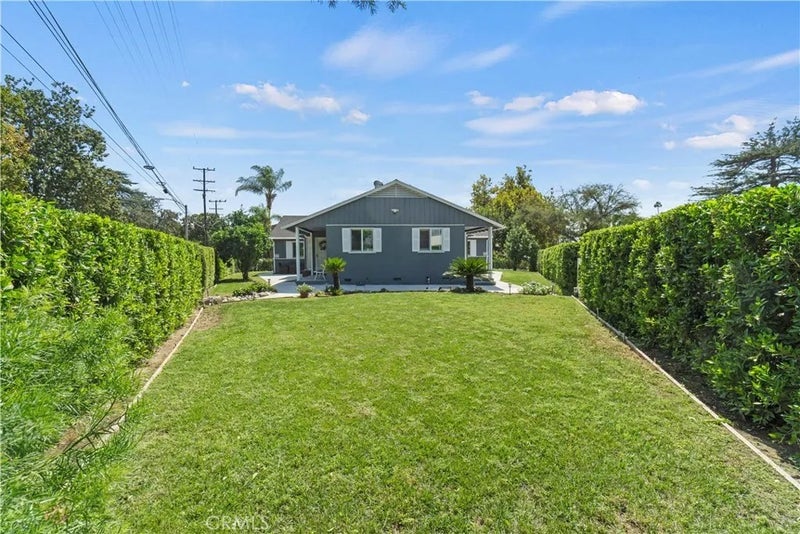 241 N San Marino