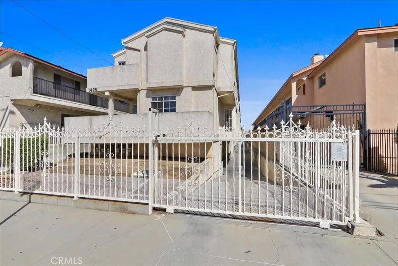 1425 W 146th Street West 1